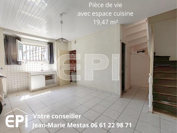Thouars Maison ancienne Ajouter à ma sélection Référence : 6387