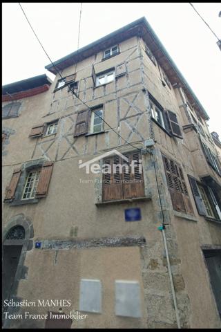 Immeuble à vendre, 200 m² - Thiers 63300