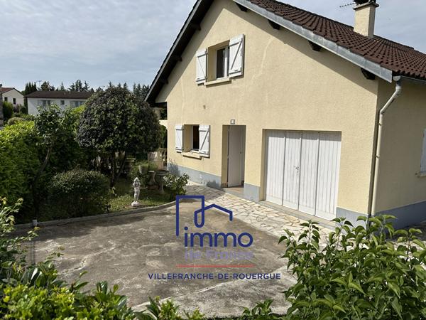 Plain-pied  156 m², 6 chambres a proximité immédiate à pied d'écoles, lycées et tous commerces