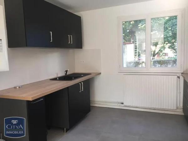Appartement à louer 3 pièces 65.22m² Vaulx-en-Velin (69120)