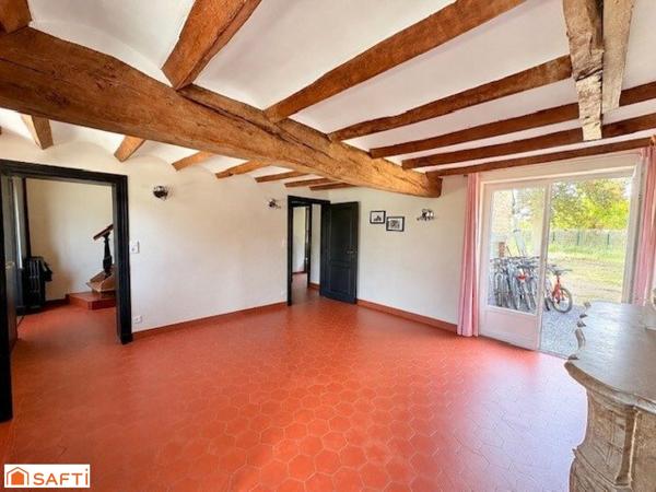 Maison individuelle de caractère en pierre – Saint-Amand-les-Eaux –double garage