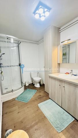 Maison
                                                                                                                                                                                                                                                                                                                        7 pièce(s)                                                                                                                                                                                                          5 chambre(s)                                                                                                                                                                                                          180  m²