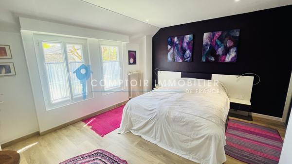 Maison
                                                                                                                                                                                                                                                                                                                        7 pièce(s)                                                                                                                                                                                                          5 chambre(s)                                                                                                                                                                                                          180  m²