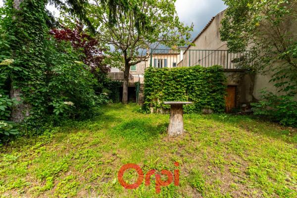 Maison à vendre    4 pièces •  Villeneuve-de-Berg