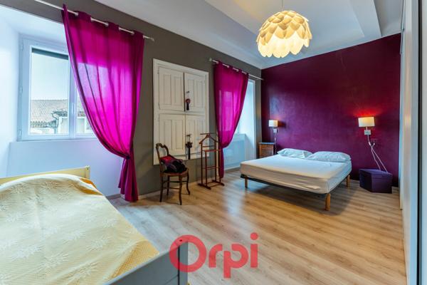 Maison à vendre    4 pièces •  Villeneuve-de-Berg