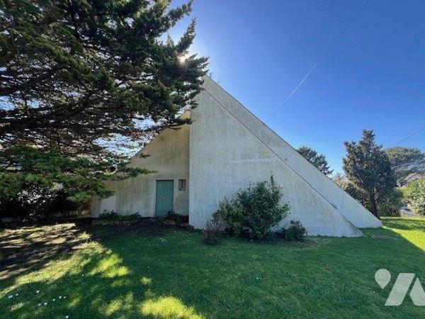 A VENDRE - LA BAULE - SECTEUR DES TROIS FONTAINES - PROCHE CENTRE ET GARE DE LA BAULE 
Dans se...