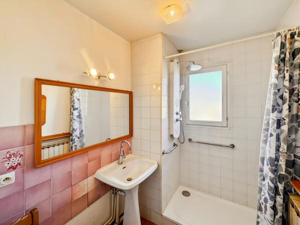 Maison familiale au calme, à fort potentiel, à proximité du lac du Bourget