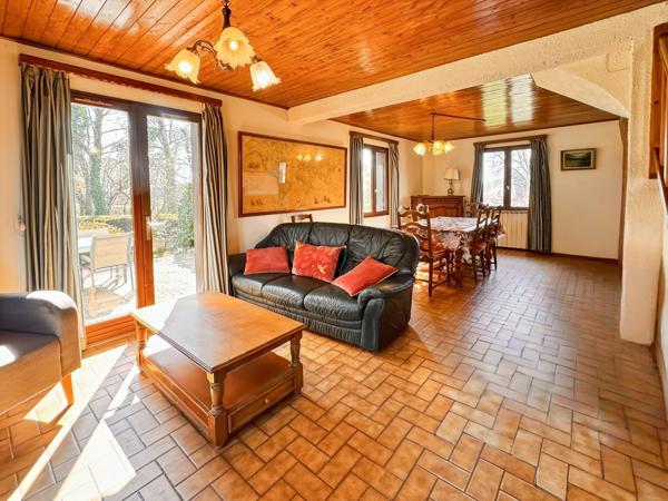 Maison familiale au calme, à fort potentiel, à proximité du lac du Bourget