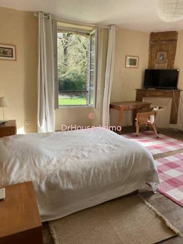 Château à vendre 9 pièces de 300 m²