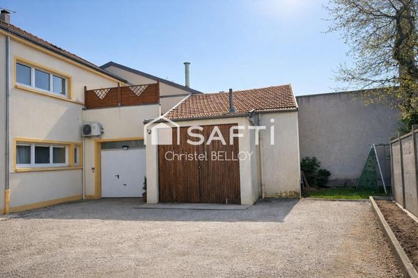 Immeuble de rapport avec 2 appartements loués.