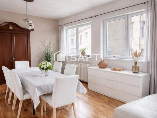 Immeuble de rapport avec 2 appartements loués.