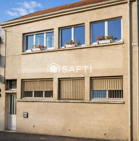 Immeuble de rapport avec 2 appartements loués.