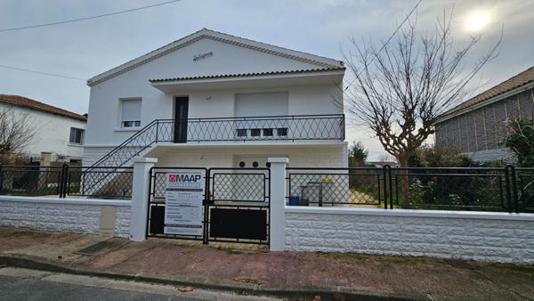 ROCHEFORT MAISON DE 140m² ENTIEREMENT RÉNOVÉE