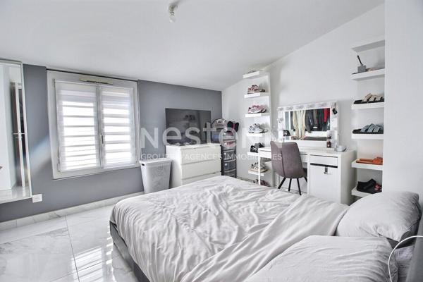 Marignane - A vendre Maison 5 pièces environ 110 m2 avec piscine et carport