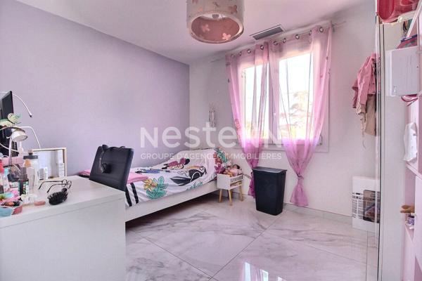 Marignane - A vendre Maison 5 pièces environ 110 m2 avec piscine et carport