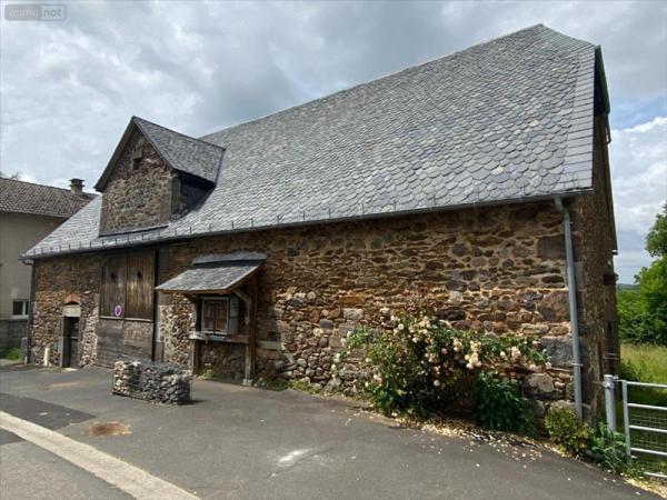Maison à vendre à Saint-Illide dans le Cantal (15310), ref : 15061-1079964
