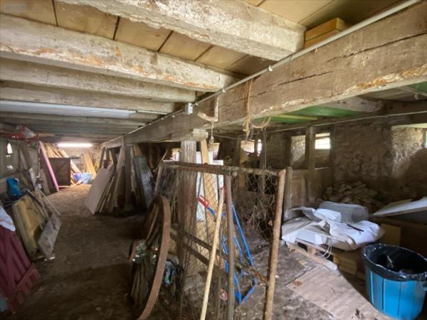 Maison à vendre à Saint-Illide dans le Cantal (15310), ref : 15061-1079964