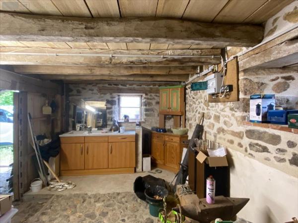 Maison à vendre à Saint-Illide dans le Cantal (15310), ref : 15061-1079964