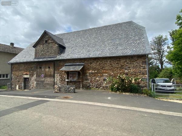 Maison à vendre à Saint-Illide dans le Cantal (15310), ref : 15061-1079964