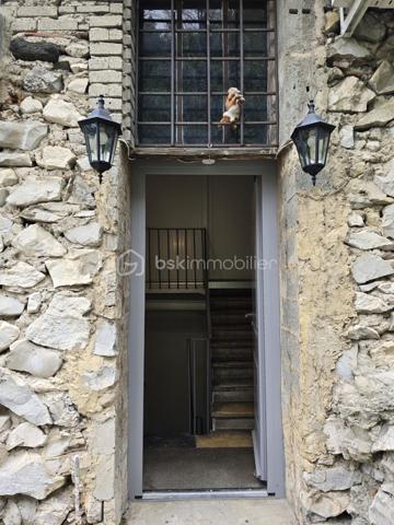 Immeuble mixte de 274 m²