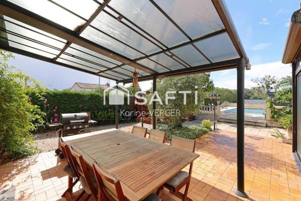 Maison familiale avec piscine à La Guyonnière