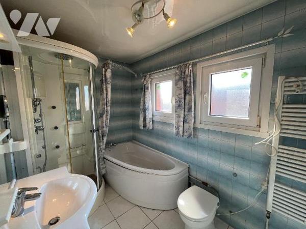 MAISON "BATIR" 104.5 m2 habitables - 3 CHAMBRES - JARDIN - GARAGE - A VENDRE - ST POL SUR MER ...