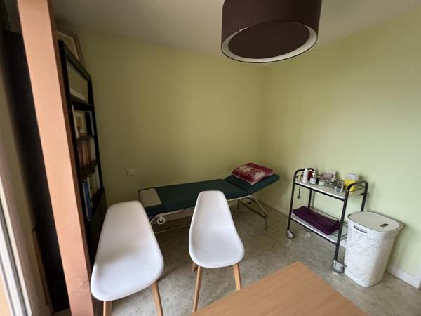 BUREAUX PROFESSIONNELS – BOURRAN – 1er ÉTAGE AVEC ASCENSEUR – Garage + Cave