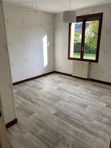 Maison à vendre à Neuvy-Saint-Sépulchre dans l'Indre (36230), ref : CG/432