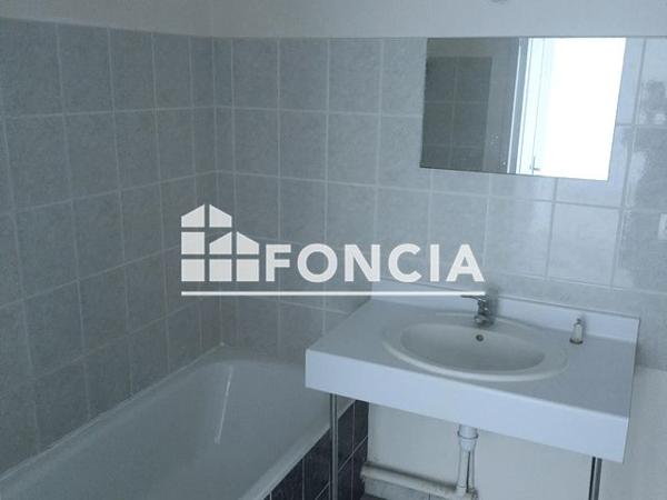 Location Appartement 2 pièces 44.6 m² - 29 QUAI DE LA BOURBRE Bourgoin-jallieu 38300