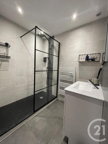 Immeuble à vendre  390 m2 MONTLUCON - 03