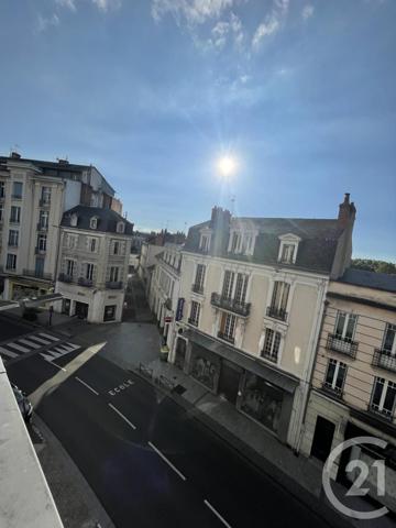 Immeuble à vendre  390 m2 MONTLUCON - 03