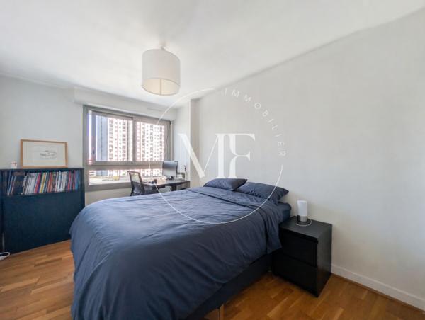 Appartement
         4 pièces
        - 87 m² Exclusivité 449 000 € *