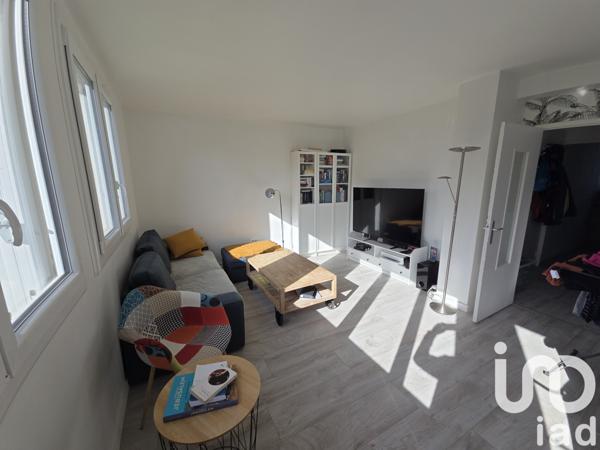 Appartement à vendre 3 pièces 68 m² Saint-Cyr-sur-Loire