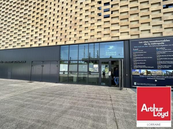 BUREAUX à LOUER de 279 m²