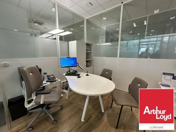 BUREAUX à LOUER de 279 m²