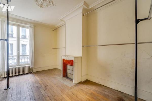 Exclusivité - PARIS XVIIIème - Rue des Martyrs