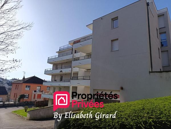 BESANCON Quartier Montrapon - Appartement T 3 de 77 m2 environ, fonctionnel avec terrasse, cave et place stationnement couverte