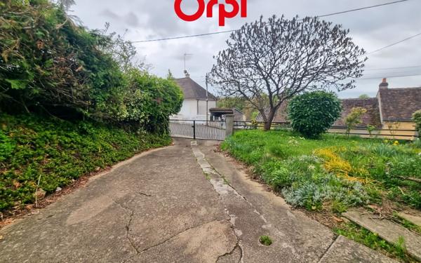 Maison à vendre    3 pièces •  Saint-Calais