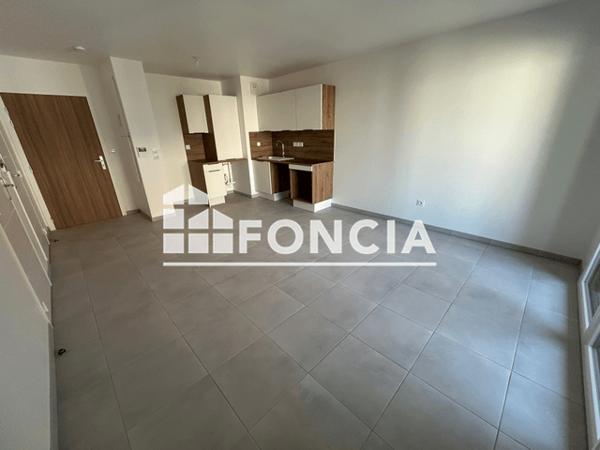 Location Appartement 2 pièces 41.81 m² - RUE GRACCHUS BABEUF/RUE DU 5 NOVEMBRE 1993/RUE CHARLES FOURIER Colombelles 14460
