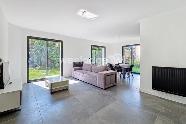 Maison à vendre 7 pièces de 117,14 m² à Éragny