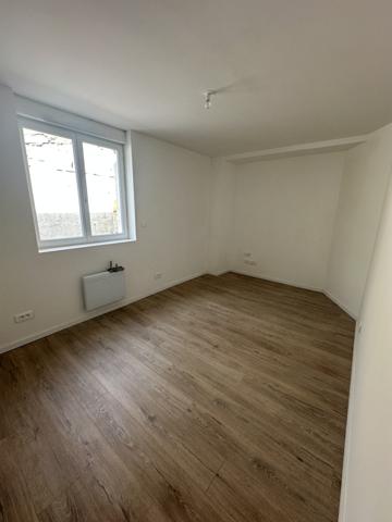 Maison T5 + Appartement T4 + Appartement T2 : ensemble immobilier rare à Châtellerault