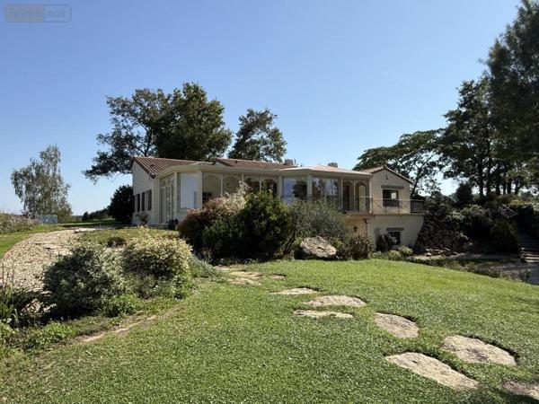 Maison à vendre à La Tessoualle dans le Maine-et-Loire (49280), ref : 49058-1527