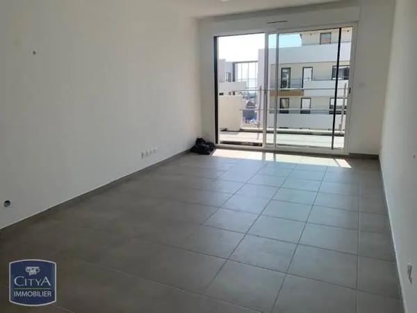 Appartement à louer 3 pièces 61.22m² Marseillan (34340)