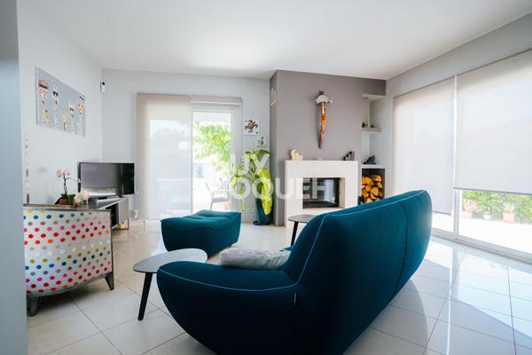 villa d'architecte 4faces sur 700m2 de terrain