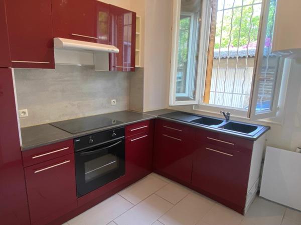 Appartement à vendre    3 pièces • 48,08 m2 Toulon