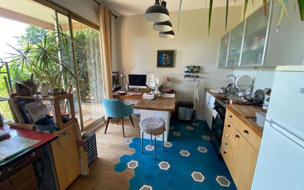 Appartement à vendre    2 pièces • 44,01 m2 Sainte-Foy-lès-Lyon