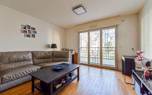 Appartement à vendre    3 pièces • 72 m2 Levallois-Perret