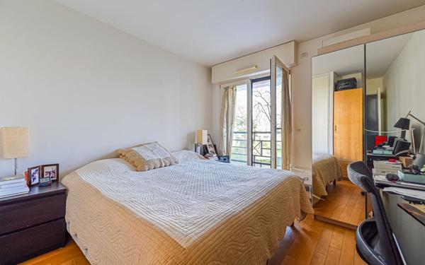 Appartement à vendre    3 pièces • 72 m2 Levallois-Perret