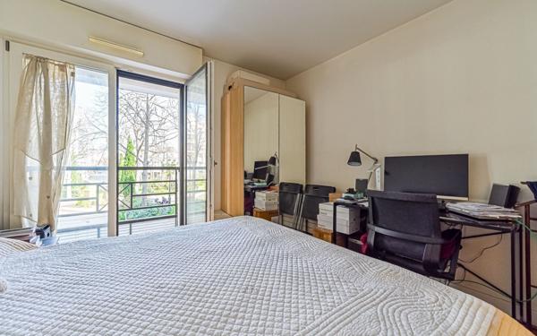 Appartement à vendre    3 pièces • 72 m2 Levallois-Perret