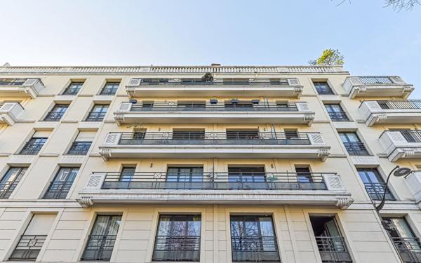 Appartement à vendre    3 pièces • 72 m2 Levallois-Perret